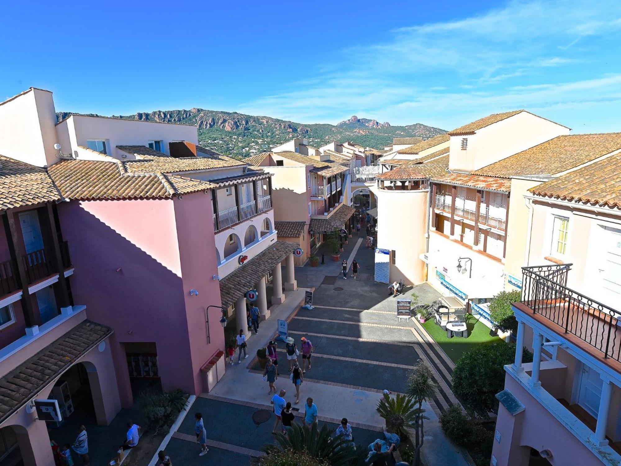 Apartment Village Cap Esterel - L'Esquinade-31 By Interhome Saint-Raphaël 外观 照片