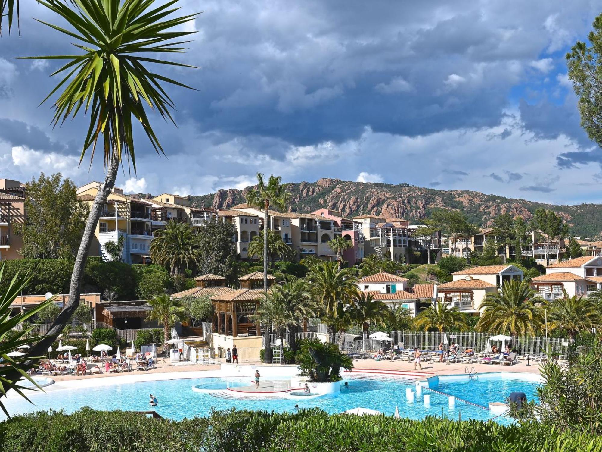Apartment Village Cap Esterel - L'Esquinade-31 By Interhome Saint-Raphaël 外观 照片
